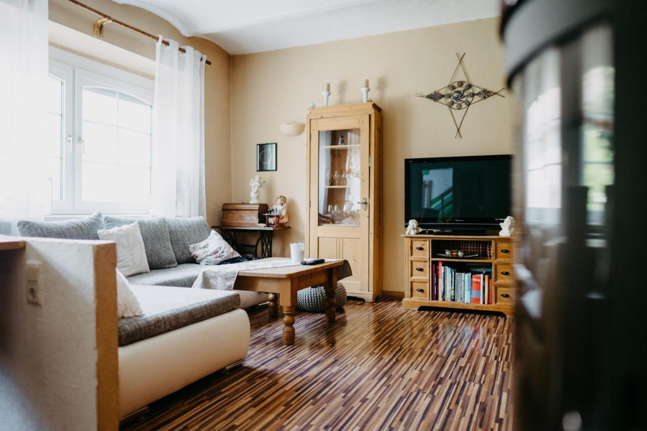 Ricki Apartment *